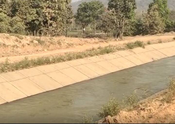 ही योजना वैनगंगेच्या किनाऱ्यावर नेरला या गावाजवळ उभारण्यात आली आहे. ही विदर्भातील सर्वात मोठी उपसा जल सिंचन योजना आहे.