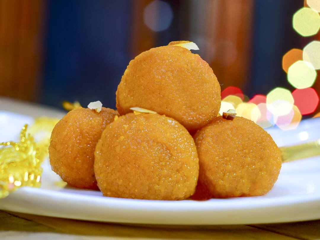 Signs of seeing sweets in dreams- Dreams Reason: మీకు మిఠాయి కలలోకి వచ్చిందా? అది దేనికి సూచనో తెలుసా?