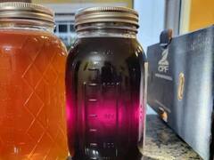 Viral News: ਕਦੇ ਦੇਖਿਆ ਹੈ ਜਾਮਨੀ ਸ਼ਹਿਦ? ਇੱਥੇ ਹੁੰਦਾ ਹੈ ਮੱਖੀਆਂ ਦੇ ਸ਼ਹਿਦ ਦਾ ਰੰਗ ਵੱਖਰਾ, ਵਿਗਿਆਨੀਆਂ ਨੇ ਦੱਸਿਆ ਅਜਿਹੇ ਰੰਗ ਦਾ ਕਾਰਨ