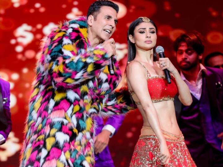 Mouni Roy, Akshay Kumar, Sonam Bajwa and Nora Fatehi are in the USA for their Entertainer tour. Mouni recently shared highlights from the first performance which seems to be have been a hit.
