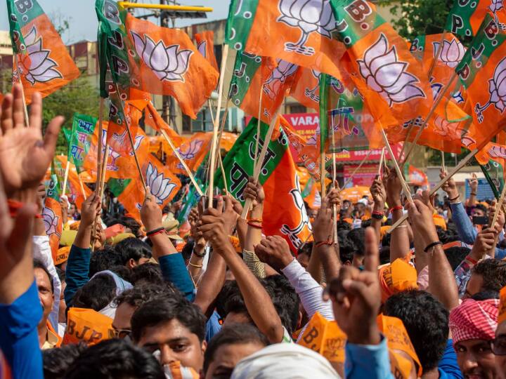 Lok Sabha Election 2024 BJP Mission 80 In Uttar Pradesh Party Focus on 14 seats pasmanda muslims Sunil Bansal UP में बीजेपी का 'मिशन 80', पसमांदा मुसलमानों को लुभाने के लिए खास 14 सीटों पर पार्टी का फोकस!