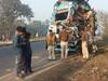 Gopalganj Accident: गोपालगंज में हाईवे किनारे खड़े ट्रक को दूसरे ने मारी टक्कर, पलक झपकने से हादसा, एक की मौत
