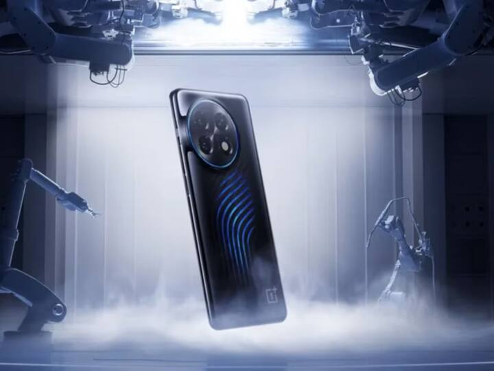 OnePlus Liquid Cooler: OnePlus Liquid Cooler is a concept phone with a spectacular back. This is basically shaped like a power supply with a clip attached to it using the trademark OnePlus red cable. Attach the clip to the back of your phone, and the 