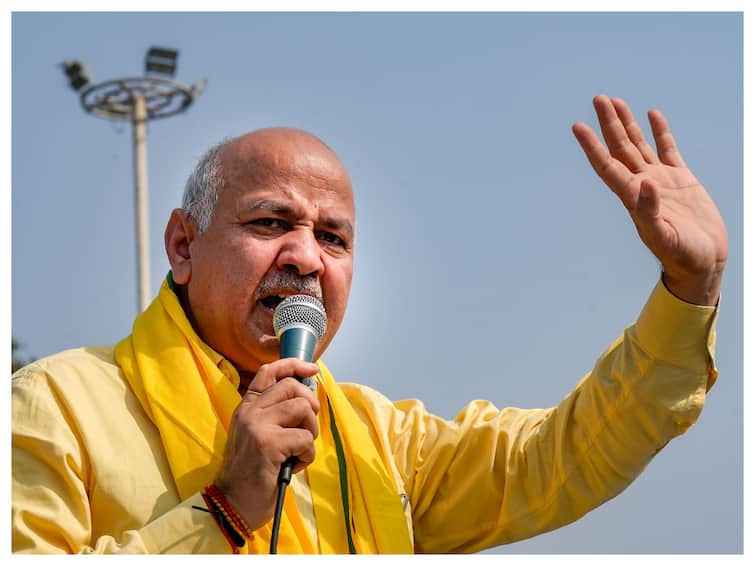 Manish Sisodia Alleges Mental Harassment, Court Extends CBI Custody By 2 Days — Key Developments Manish Sisodia Alleges Mental Harassment, Court Extends CBI Custody By 2 Days — Key Developments