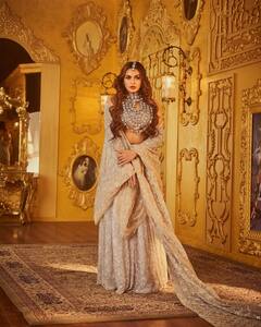 Huma Qureshi Pics: गहनों से लदकर हुमा कुरैशी ने करवाया रॉयल फोटोशूट, अदाएं देख आप भी हार बैठेंग दिल!