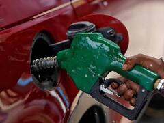 Petrol, Diesel Price: வார கடைசியில் பெட்ரோல், டீசல் விலையில் மாற்றமா? இன்றைய நிலவரம் இதுதான்..
