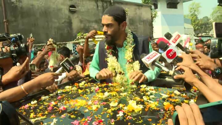 কৌস্তভ বাগচীর পাশে আছি, প্রেসিডেন্সি জেল থেকে বেরিয়েই বললেন নৌশাদ সিদ্দিকি।