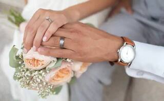 Weird News: ਔਰਤ ਨੇ ਅਣਜਾਣੇ 'ਚ ਆਪਣੇ ਭਰਾ ਨਾਲ ਕੀਤਾ ਵਿਆਹ, ਗਰਭ ਦੌਰਾਨ ਪਤਾ ਲੱਗਾ ਰਿਸ਼ਤੇ ਦਾ ਸੱਚ