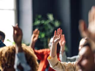 ​12वीं क्लास के बाद ये कोर्स करना पसंद करते हैं भारतीय छात्र, देखें लिस्ट