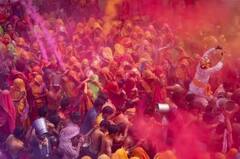 Holi 2023: ਦੇਸ਼ ਦੀਆਂ ਇਨ੍ਹਾਂ ਥਾਵਾਂ 'ਤੇ ਜਦੋਂ ਉੱਡਦਾ ਹੈ ਹੋਲੀ ਦਾ ਰੰਗ, ਮਾਹੌਲ 'ਚ ਘੁਲ਼ ਜਾਂਦੀਆਂ ਨੇ ਖੁਸ਼ੀਆਂ