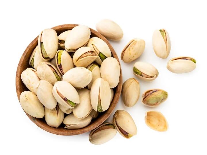 Pista Benefits Takes care from weight loss to heart health eating