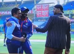 Ravindra Jadeja Hugs Sanjay Manjrekar During Ind vs Aus Indore Test, Video Goes Viral