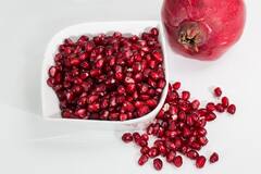 Pomegranate Benefits: হার্ট অ্যাটাকের ঝুঁকি থেকে ওজন, বেদানা পাতে রাখলে কমবে নিমেশে