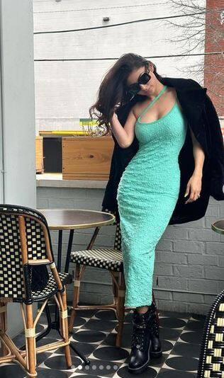 ਮੌਨੀ ਰਾਏ ਨੇ ਆਪਣੇ ਗਲੈਮਰਸ ਲੁੱਕ ਨਾਲ ਜਿੱਤਿਆ ਪ੍ਰਸ਼ੰਸਕਾਂ ਦਾ ਦਿਲ