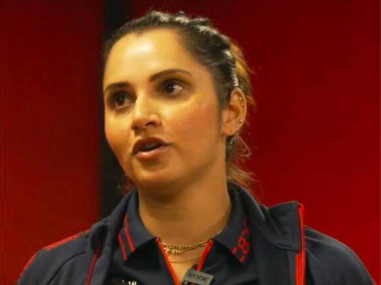 Watch: RCB Mentor Sania Mirza Interacts With Players Watch: RCB Mentor Sania Mirza Interacts With Players