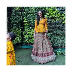 Diya Mehta Photos: खूबसूरती में बॉलीवुड एक्ट्रेसेज को कड़ी टक्कर देती हैं श्लोका मेहता की बहन, तस्वीरों पर टिक जाएंगी आपकी निगाहें