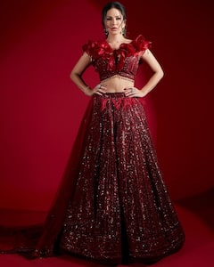 Sunny Leone : वयाच्या चाळीशीतही तरुणाईला लाजवेल असा ग्लो, सनी लिओनीचा हॉट अंदाज नेहमीच चर्चेत