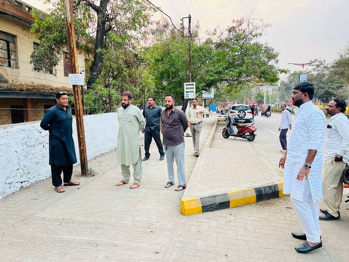 छत्रपती संभाजीनगर जिल्हाधिकारी कार्यालयासमोर आज दुपारी तीन वाजेपासून बेमुदत उपोषणाला सुरुवात होणार आहे.