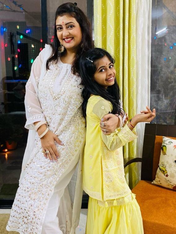 इस खूबसूरत घर में बेटी संग रहती हैं कुमकुम Inside Pic