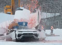 एनर्जी ड्रिंक प्रमोशन के लिए रूस के यूट्यूबर ने तोड़ डाली अपनी 3 करोड़ की कार