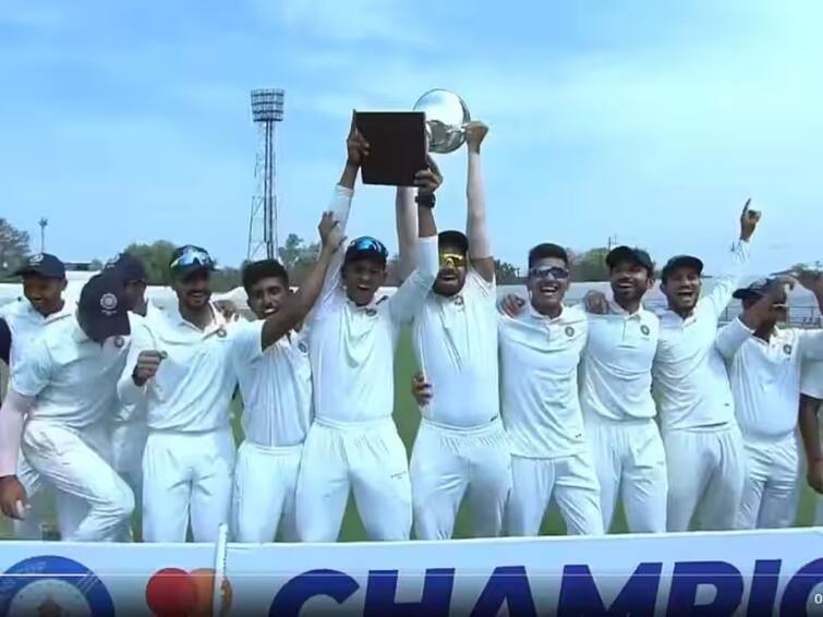 Cricket Rest of india beat madhya pradesh to win irani cup 2023 yashasvi jaiswal player of the match Irani Cup : यशस्वी जैस्वालच्या दमदार खेळीच्या जोरावर ईराणी कप रेस्ट ऑफ इंडिया संघाकडे, मध्य प्रदेशला 238 धावांनी दिली मात