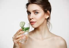 चेहरे पर इस तरह से करें खीरे का इस्तेमाल...ग्लास जैसी चमकेगी त्वचा