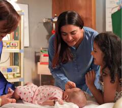 Shraddha Arya Photos: 'ਕੁੰਡਲੀ ਭਾਗਿਆ' ਦੀ ਪ੍ਰੀਤਾ ਬਣ ਗਈ ਮਾਂ, ਫੈਸ਼ ਨੂੰ ਦਿਖਾਈ ਬੱਚੇ ਦੀ ਪਹਿਲੀ ਝਲਕ