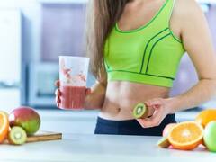 गर्मियों की टेंशन को जाएं भूल, वजन घटाने के साथ ये 7 ड्रिंक्स रखेंगे आपको कूल