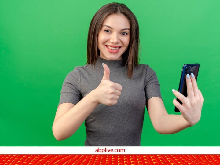 International Womens Day 2023 safety tips that you can follow while using whatsapp International Women's Day 2023: WhatsApp के इन फीचर्स के जरिए आप ऐसे रख सकती हैं खुद को सेफ और टेंशन फ्री