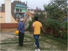 मुख्तार अंसारी के करीबी की बिल्डिंग पर चले आधा दर्जन बुलडोजर, स्कूल की दीवार भी ढहाई गई