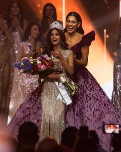 Harnaaz Kaur Sandhu: पूर्व मिस यूनिवर्स हरनाज कौर संधू की वो खास बातें जो उन्हें दूसरों से अलग करती हैं, तस्वीरों के जरिए जानिए