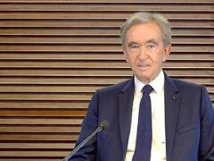 Billionaires Education: दुनिया के टॉप अरबपति जैसे एलन मस्क से लेकर मुकेश अंबानी तक, कितने पढ़े-लिखे हैं, जानें