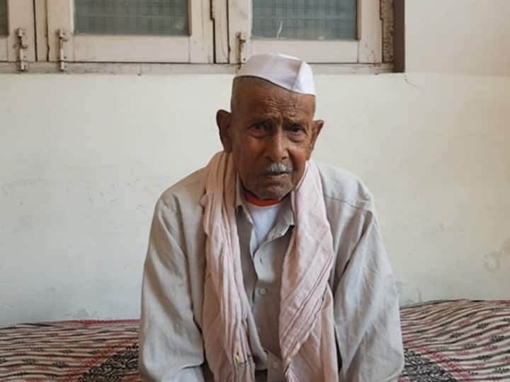 Muzaffarnagar Old Man taken Right from family Property and Funeral due to Neglect ANN Muzaffarnagar News: संपत्ति के साथ अंतिम संस्कार का भी छीना हक, परिवार की अनदेखी से नाराज बुजुर्ग ने उठाया ये कदम