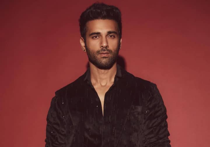 Pulkit Samrat And Shweta Rohira: फुकरे फेम पुलकित सम्राट ने 2014 में अपनी गर्लफ्रेंड श्वेता रोहिरा से शादी की थी. हालांकि शादी के एक साल बाद ही दोनों का तलाक हो गया.