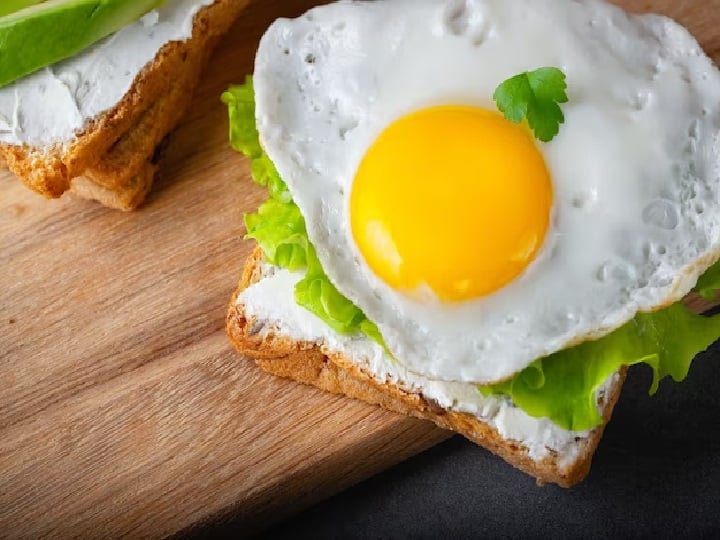 Not only exercise for weight loss try these egg recipes too see recipe here Weight Loss: वेट लॉस के लिए केवल एक्सरसाइज ही नहीं, अंडे की इन रेसिपी को भी करें ट्राई!