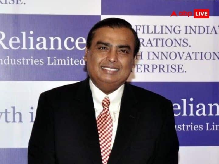 Mukesh Ambani Driver gets salary of higher than people working in MNCs know details Ambani Driver Salary: मुकेश अंबानी के ड्राइवर की सैलरी के सामने बड़ी कंपनी के एंप्लाई की कमाई भी है फीकी