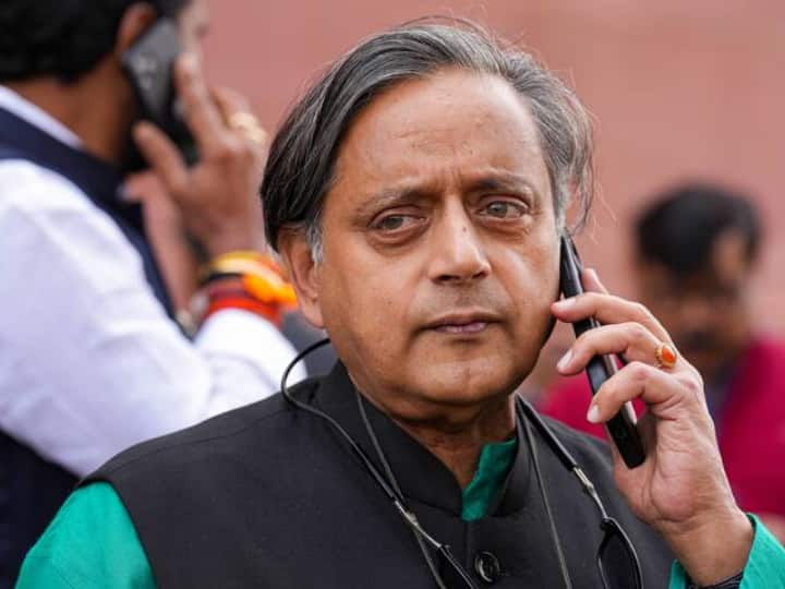 Congress leader Shashi Tharoor taunt on the action of central agencies said BJP is washing machine ANN 'बीजेपी है भ्रष्टाचार से मुक्ति की वॉशिंग मशीन?', केंद्रीय एजेंसियों की कार्रवाई पर कांग्रेस नेता शशि थरूर का तंज