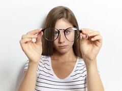 आंखों की रोशनी जाने का डर सता रहा है तो आज ही से ये 6 आदतें अपना लें...बरकरार रहेगी रोशनी