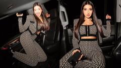 Nora Fatehi: ਨੋਰਾ ਫਤੇਹੀ ਨੇ ਕਾਰ 'ਚ ਬੈਠ ਕੇ ਸਿਜ਼ਲਿੰਗ ਅੰਦਾਜ਼ 'ਚ ਦਿੱਤੇ ਪੋਜ਼, ਪ੍ਰਸ਼ੰਸਕ ਦੇ ਰਹੇ ਹਨ ਸ਼ਾਨਦਾਰ ਪ੍ਰਤੀਕਿਰਿਆਵਾਂ