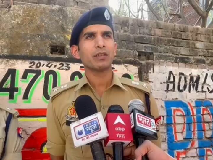 Kanpur News: हैवानियत! पहले युवक ने हुक्का कैफे ले जाकर नाबालिग के साथ किया रेप, फिर शरीर पर ब्लेड से लिखाया अपना नाम Kanpur man raped minor girl and wrote his name with blade ANN Kanpur News: हैवानियत! पहले युवक ने हुक्का कैफे ले जाकर नाबालिग के साथ किया रेप, फिर शरीर पर ब्लेड से लिखाया अपना नाम