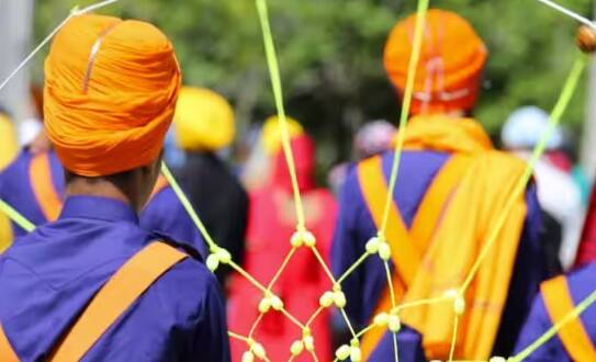 Hola mohalla started in sri anandpur sahib ਖਾਲਸਾ ਪੰਥ ਦੇ ਕੌਮੀ ਤਿਉਹਾਰ ਹੋਲਾ ਮਹੱਲਾ ਦੀ ਹੋਈ ਸ਼ੁਰੂਆਤ, ਢੋਲ ਨਗਾੜਿਆਂ ਨਾਲ ਹੋਈ ਸ਼ੁਰੂਆਤ