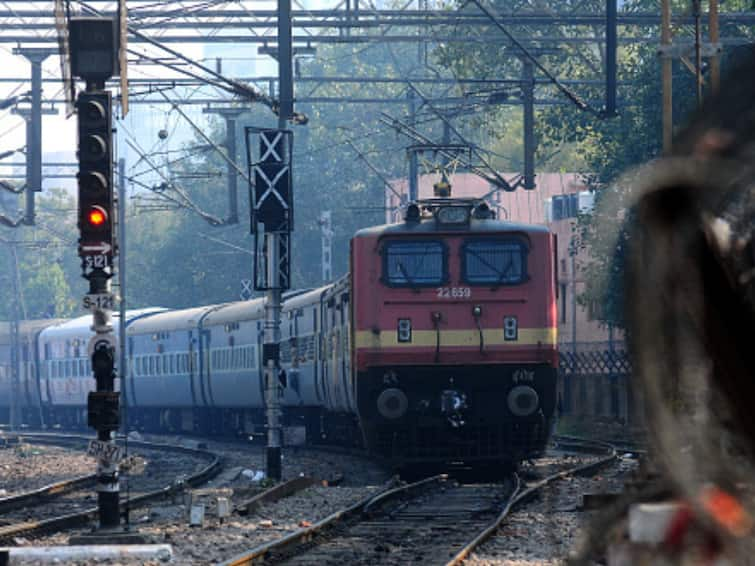 Railways Explains Meaning Of ‘X’ Sign On Train Coaches. Check Details Railways Explains Meaning Of ‘X’ Sign On Train Coaches. Check Details