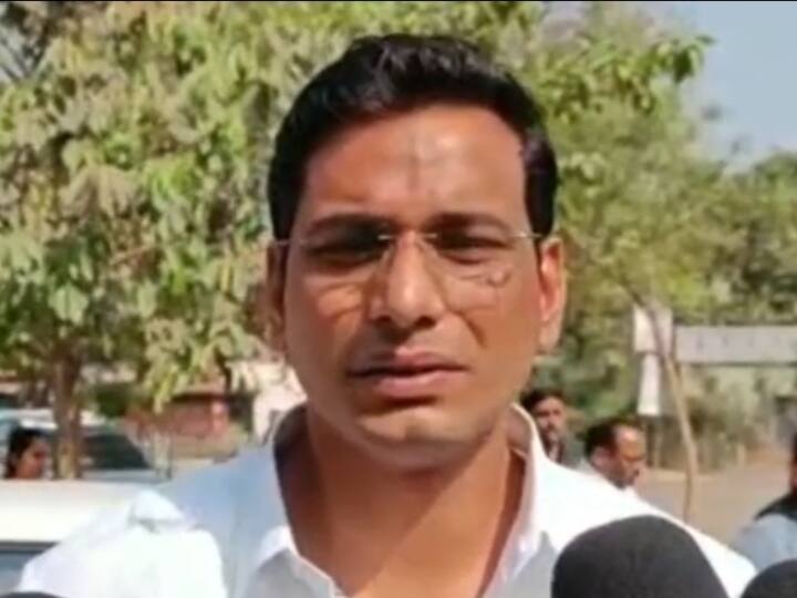 Chhattisgarh ED Action: ईडी ने कांग्रेस विधायक देवेंद्र यादव को फिर भेजा नोटिस, उपस्थित नहीं होने पर दी ये चेतावनी ED action Chhattisgarh again sent notice to Congress MLA Devendra Yadav ED said action will be taken ANN Chhattisgarh ED Action: ईडी ने कांग्रेस विधायक देवेंद्र यादव को फिर भेजा नोटिस, उपस्थित नहीं होने पर दी ये चेतावनी