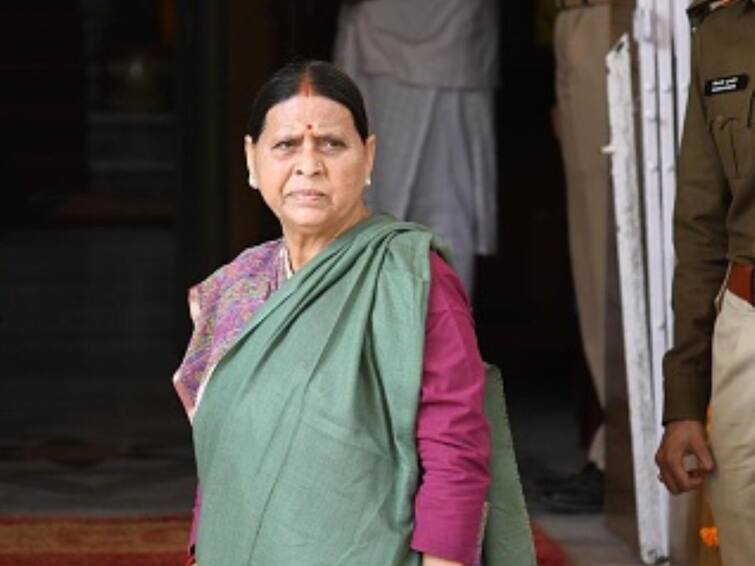 Land For Job Scam Rabri Devi CBI Reaches Home Ex Bihar Chief Minister Amid comments Tamil Nadu Violence Controversy Land-For-Jobs Scam: CBI Team Reaches Former Bihar CM Rabri Devi's Residence