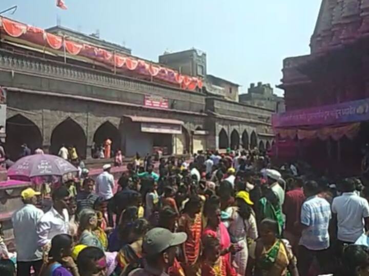 जोतिबा डोंगरावर परंपरेनुसार खेट्यांची सांगता झाली.