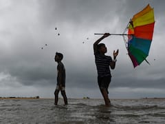 Holi Weather Forecast: Mumbai, Gujarat, Jharkhand To Get Rains Over Next Two Days. Check Details