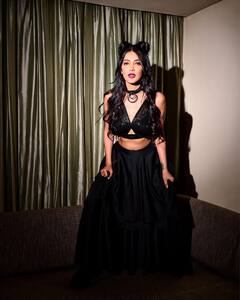 Shruthi Haasan: బ్లాక్ డ్రెస్సులో శ్రుతి హాసన్‌ను ఎప్పుడైనా ఇలా చూశారా?