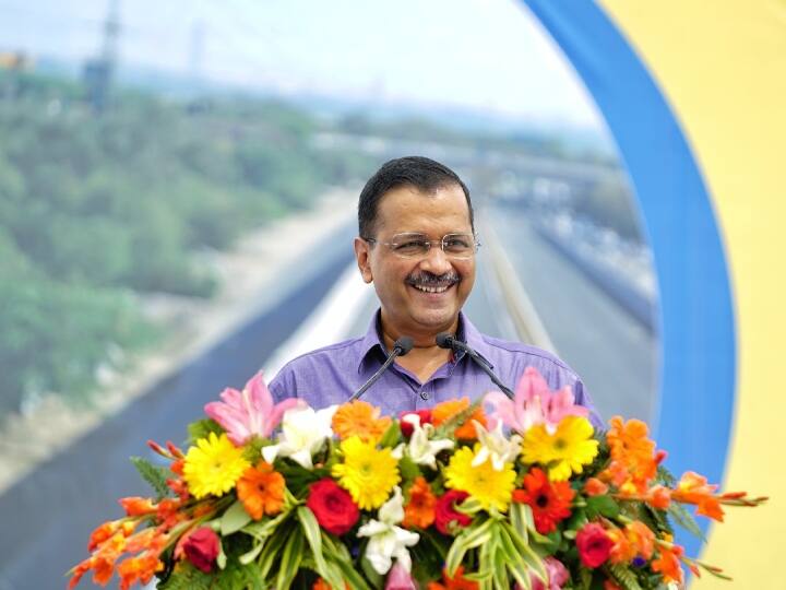 Ashram flyover: 'दिल्ली की सड़कों को बनाएंगे और ज्यादा खूबसूरत', आश्रम फ्लाईओवर का उद्घाटन करने के बाद दिल्ली वालों से सीएम केजरीवाल का वादा CM Arvind Kejriwal Open Delhi Ashram flyover today make news promises more beautiful roads to Delhites Ashram flyover: 'दिल्ली की सड़कों को बनाएंगे और ज्यादा खूबसूरत', आश्रम फ्लाईओवर का उद्घाटन करने के बाद दिल्ली वालों से सीएम केजरीवाल का वादा