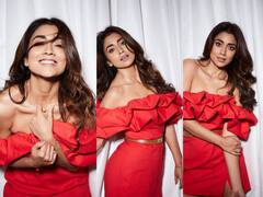 Shriya Saran : ‘ஆப்பிள் பெண்ணே நீ யாரோ..'சிகப்பு உடையில் சில்லென போஸ் கொடுக்கும் ஸ்ரேயா..வைரலாகும் போட்டோஸ்!