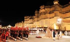 Holi 2023: उदयपुर की शाही होली मनाने विदेश से पहुंचते हैं लोग, सिटी पैलेस की तस्वीरों में देखें खूबसूरती